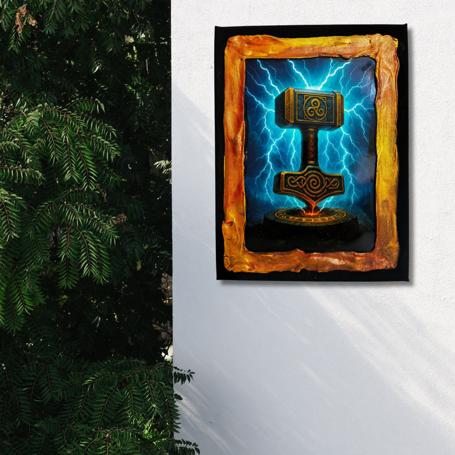 Cuadro martillo de Thor Mjölnir decorado a mano colgado en pared