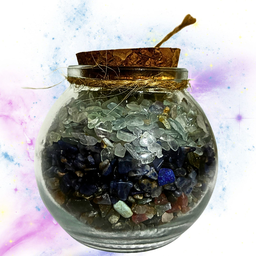 Detalle interior tarrito Virgo minerales fluorita sodalita ágata musgo